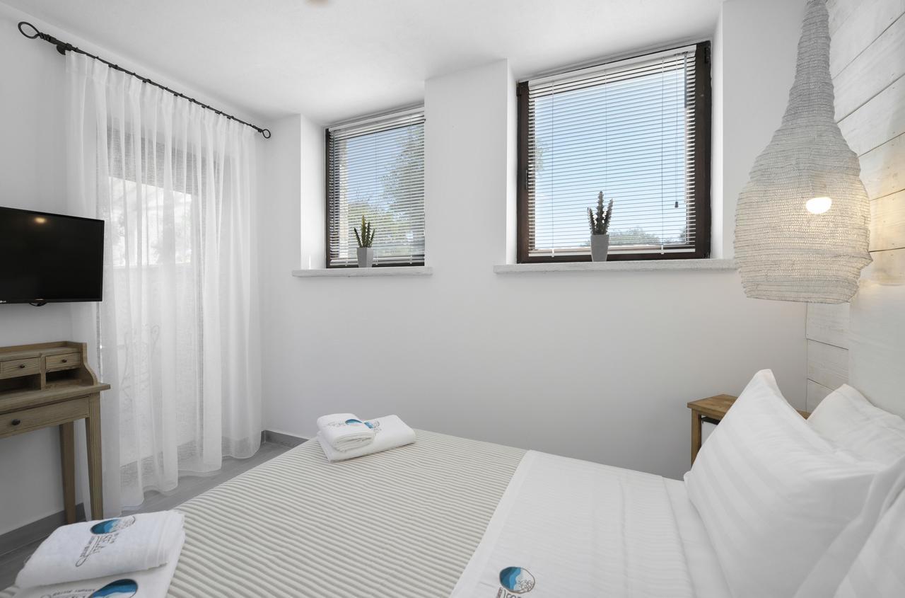 By The Sea Luxury Suites Limenas  Exterior photo