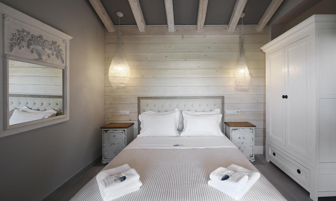 By The Sea Luxury Suites Limenas  Exterior photo