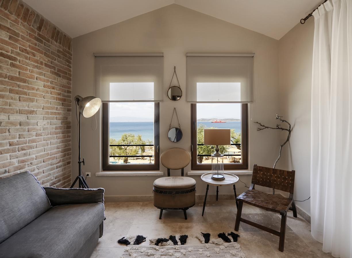 By The Sea Luxury Suites Limenas  Exterior photo